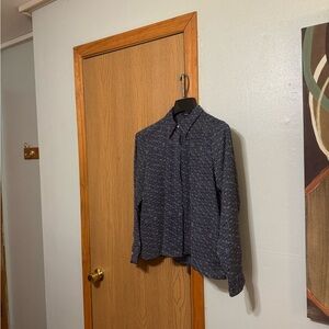 Chaps Large Blue & White w/Geometric Print Long Sleeve Button-Front Blouse - EUC